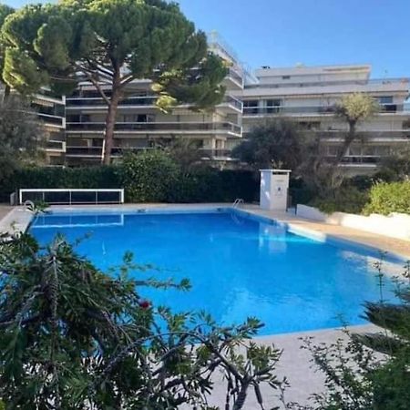 Juan Les Pins Tanit Studio Climatise Vue Sur Mer Piscine أنتيب المظهر الخارجي الصورة